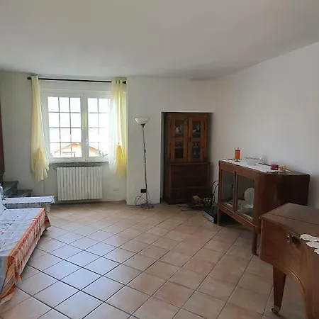 Holiday home Casa Campione - Intera Casa Vicino Al Centro Colico